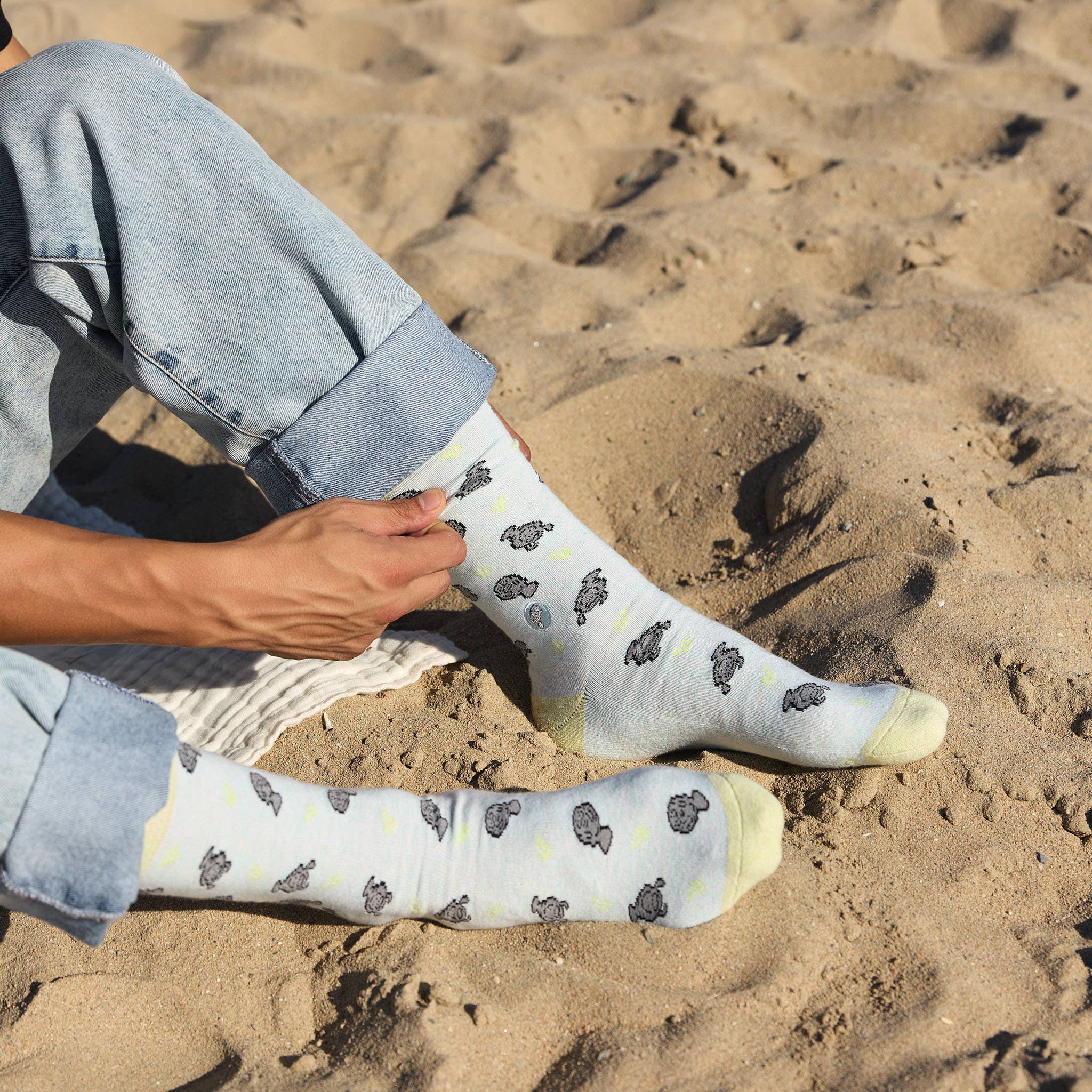 Socks that Protect Manatees | Ocean Gifts