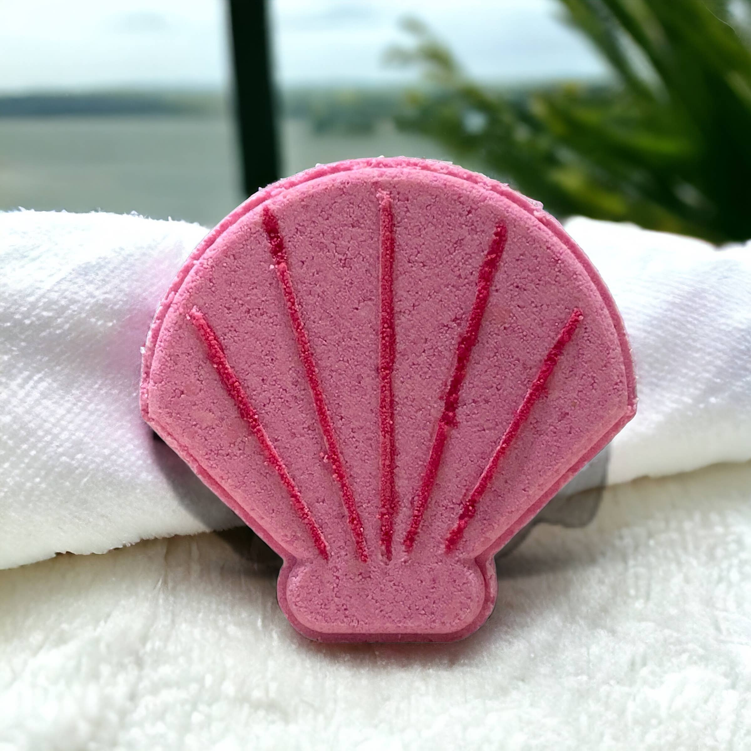 Seashell Bath Bomb - Pink