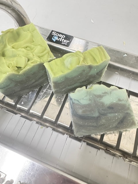 Deep Woods Handcrafted Soap Bar [All Natural Fragrance]