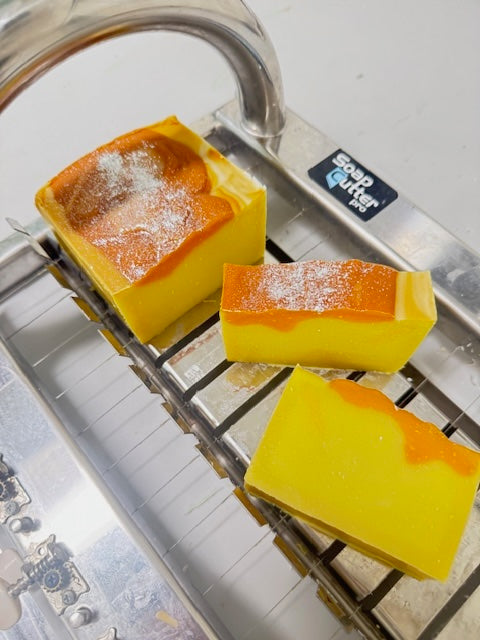 Golden Fizz Handcrafted Soap Bar [All Natural Fragrance]