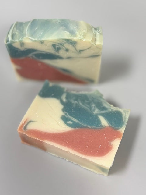 Holiday Cheer Handcrafted Soap Bar [All Natural Fragrance Blend]