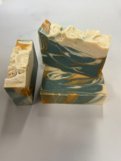Holiday Pine Handcrafted Soap Bar [All Natural Fragrance Blend]