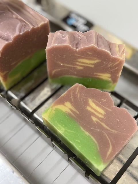Lavender & Lemongrass Handcrafted Soap Bar [Essential Oil Blend]