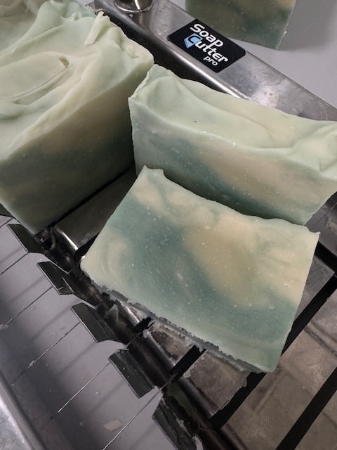 Niaouli Handcrafted Soap Bar [Essential Oil]