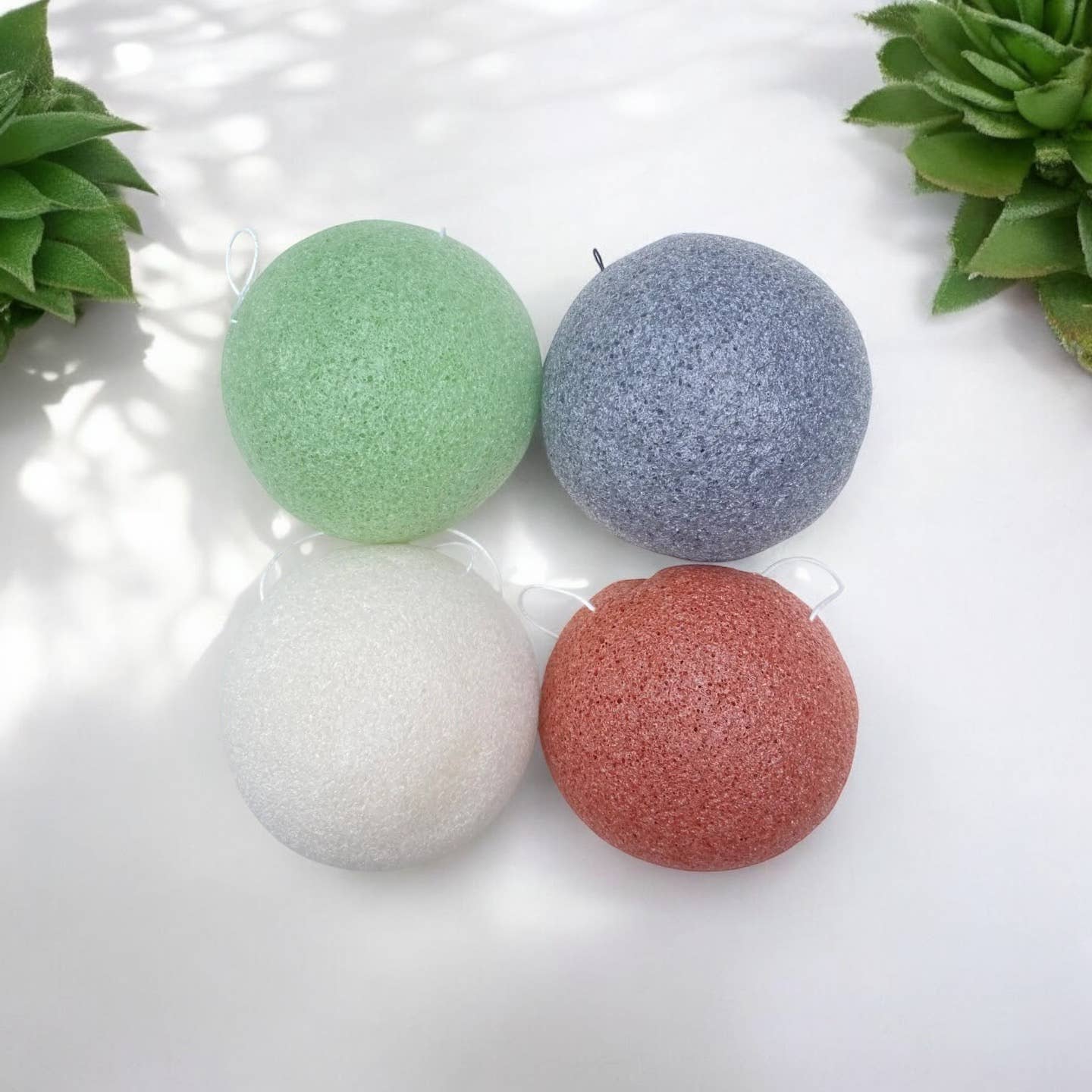 Natural Konjac Facial Cleansing Sponge