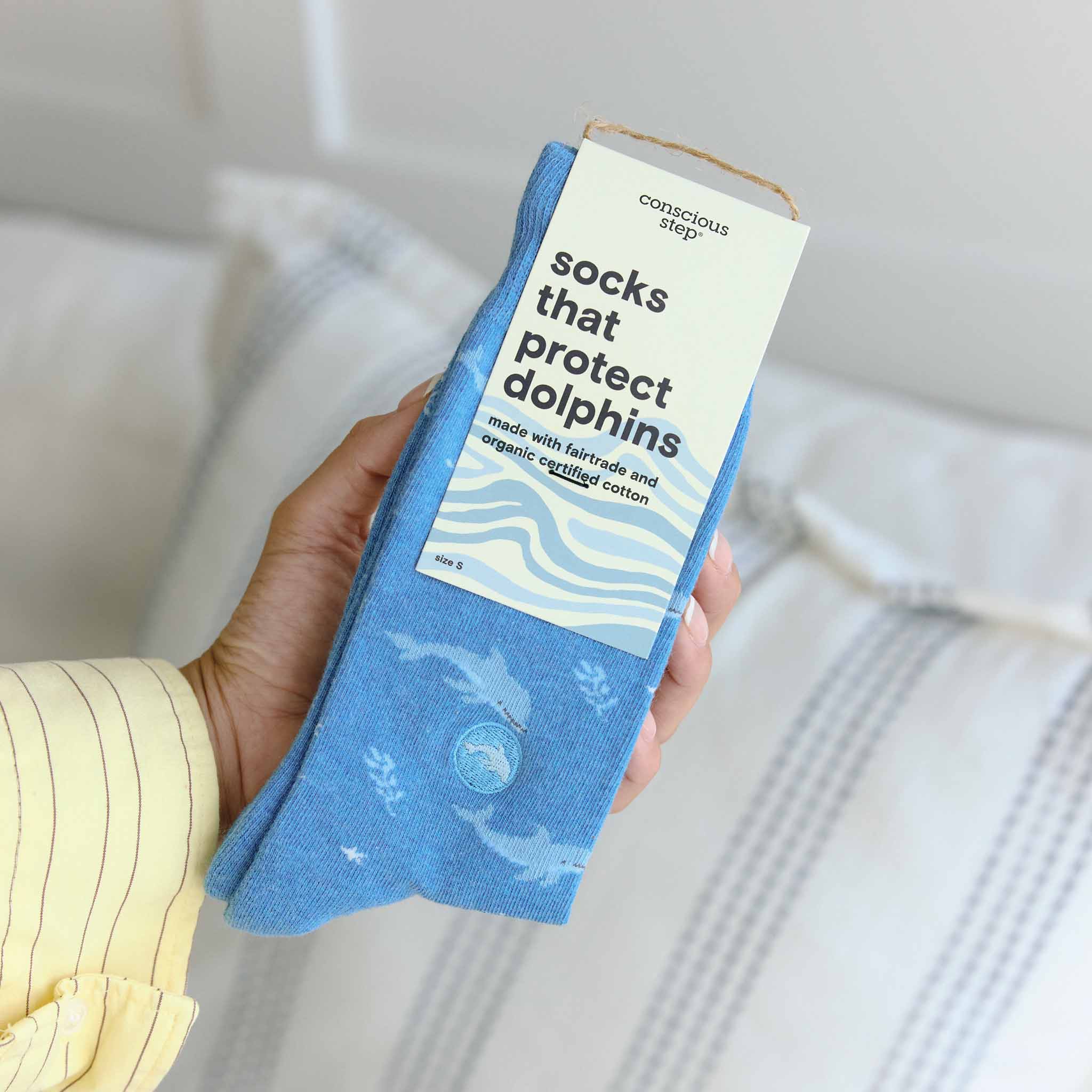 Socks that Protect Dolphins | Ocean Gifts